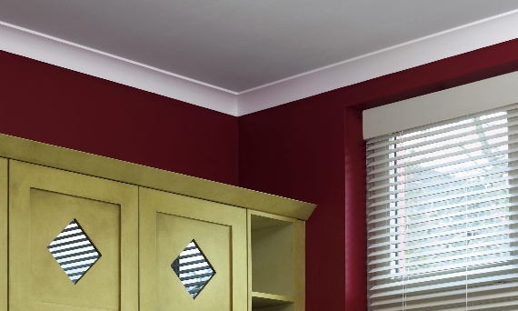 Listwy przysufitowe NMC – eleganckie wykończenie każdego wnętrza